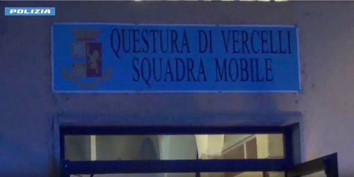 Truffe agli anziani: 14 persone in carcere. Colpivano con la tecnica del "falso incidente" fingendosi parenti, avvocati, carabinieri Truffe agli anziani: 14 persone in carcere. Colpivano con la tecnica del "falso incidente" fingendosi parenti, avvocati, carabinieri