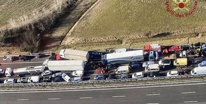 Riaperta alle 17 la A26; le vittime avevano 37 e 71 anni Riaperta alle 17 la A26; le vittime avevano 37 e 71 anni