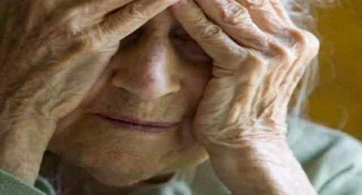 Schiaffi e percosse: la casa di riposo degli orrori Schiaffi e percosse: la casa di riposo degli orrori