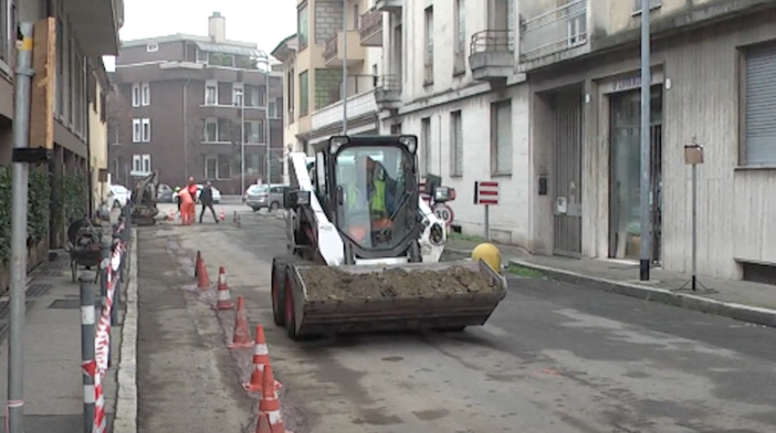 Fibra ottica ultraveloce: aperti i cantieri nella zona dell'ospedale Fibra ottica ultraveloce: aperti i cantieri nella zona dell'ospedale
