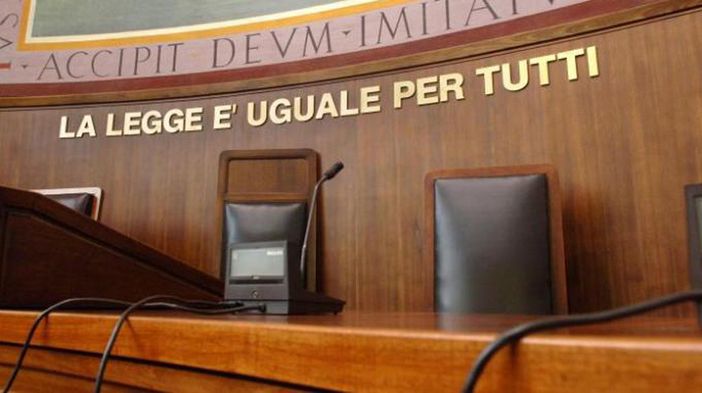 Estorsione e usura: chieste condanne per oltre 30 anni