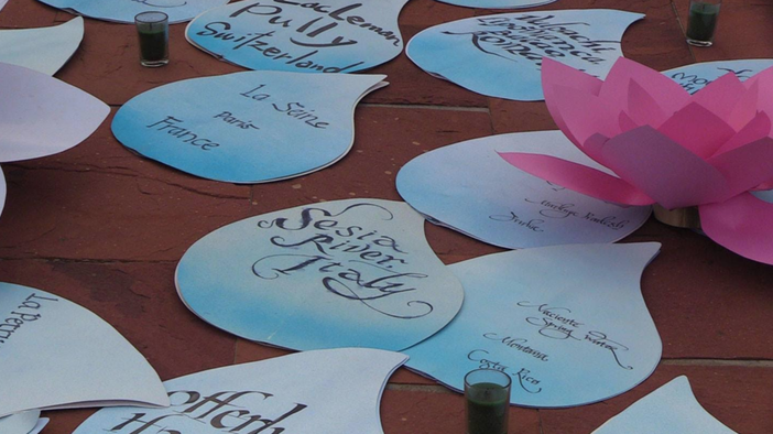 Un'ampolla di acqua vercellese alla cerimonia per Sri Aurobindo