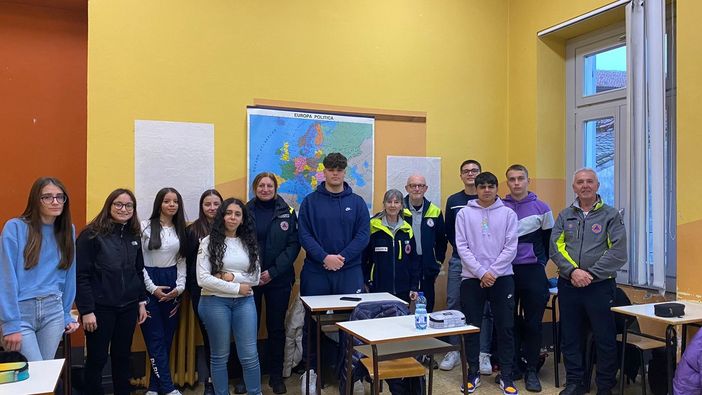 La Protezione civile entra in classe