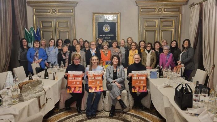 Stop alla violenza di genere: la campagna Soroptimist Stop alla violenza di genere: la campagna Soroptimist