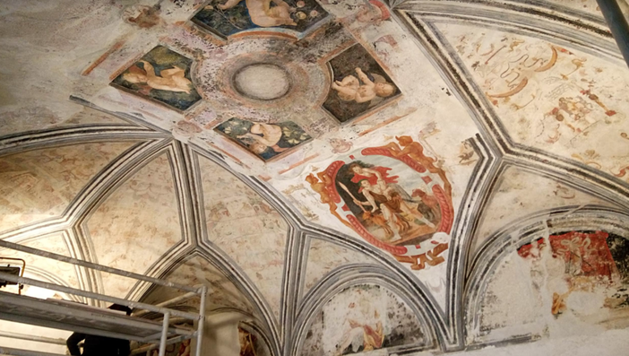 Particolari degli affreschi dell'ex sacrestia di San Pietro Martire