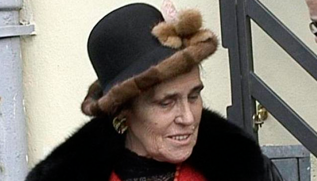 Incorreggibile Mamma Ebe: nuovi guai a 84 anni