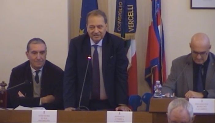 Corsaro: «Grazie, mi avete aiutato a superare un momento difficile» Corsaro: «Grazie, mi avete aiutato a superare un momento difficile»