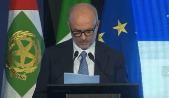 Schillaci: "Medici gettonisti? Spesa può andare per nuove assunzioni nel Ssn"