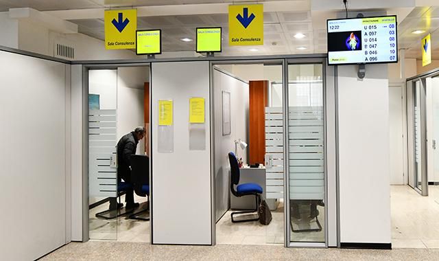 Poste Italiane cerca consulenti finanziari per la provincia di Vercelli Poste Italiane cerca consulenti finanziari per la provincia di Vercelli