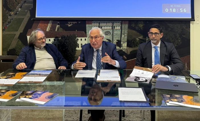 Arca e Museo Leone: quadri del '900 italiano e le preziose chitarre dei più grandi artisti Arca e Museo Leone: quadri del '900 italiano e le preziose chitarre dei più grandi artisti