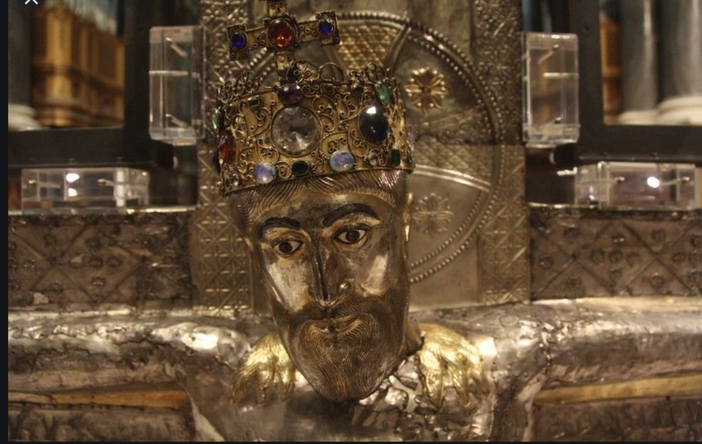 Messe di Pasqua: gli orari delle funzioni nelle chiese cittadine Messe di Pasqua: gli orari delle funzioni nelle chiese cittadine