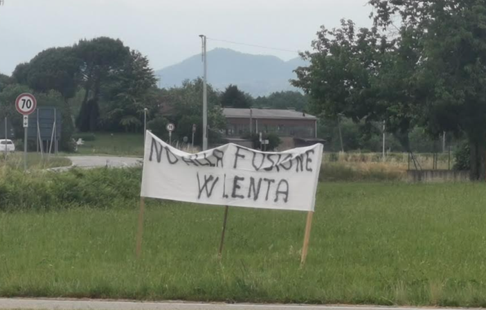 Gattinara e Lenta: i cittadini bocciano la fusione Gattinara e Lenta: i cittadini bocciano la fusione