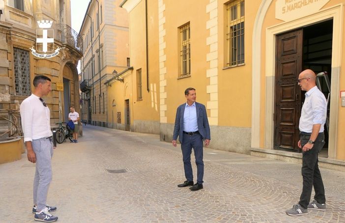 Via Cagna riapre, conclusi i lavori di rifacimento Via Cagna riapre, conclusi i lavori di rifacimento