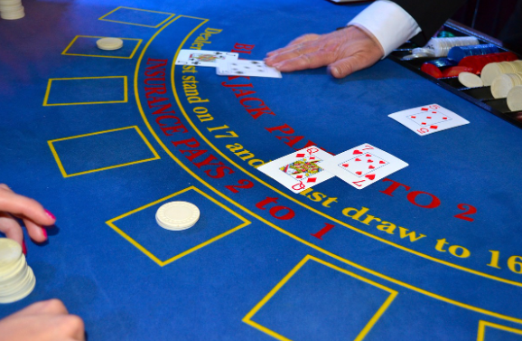La psicologia del Blackjack online: comprendere le mosse degli avversari