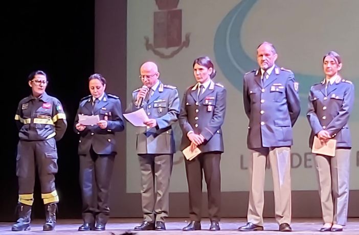 "I graffiti dell'anima": le stragi del sabato sera raccontate sui muri della Rianimazione "I graffiti dell'anima": le stragi del sabato sera raccontate sui muri della Rianimazione