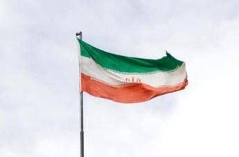 Australia, calciatrici iraniane trasferite in un altro rifugio. Madre implora figlia: "Non tornare, ti uccideranno"