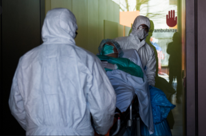 Vercelli riconteggia i morti positivi al Covid: il risultato è drammatico