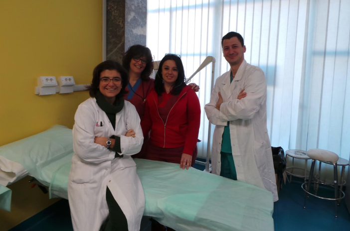 Roberta Petrino, direttore pronto soccorso, l'infermiera Patrizia Loggia con la coordinatrice del pronto soccorso Valeria Asaro e l'ortopedico Giuliano Viafora Roberta Petrino, direttore pronto soccorso, l'infermiera Patrizia Loggia con la coordinatrice del pronto soccorso Valeria Asaro e l'ortopedico Giuliano Viafora