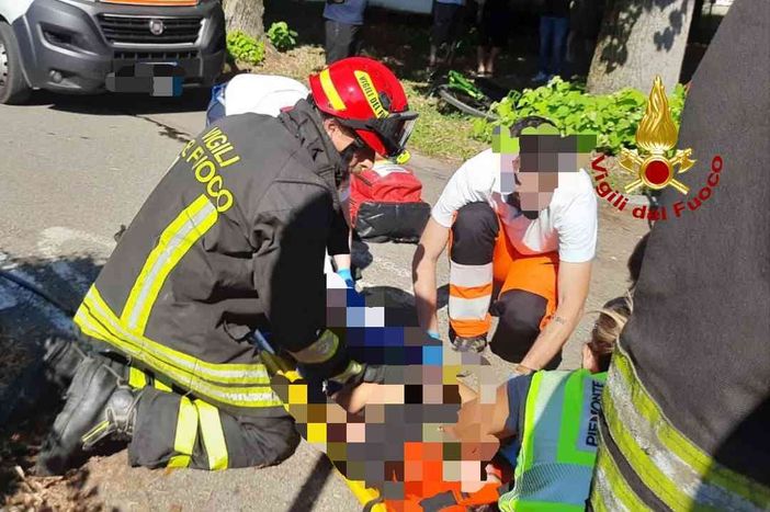 Scontro tra auto e moto: ferito un centauro Scontro tra auto e moto: ferito un centauro