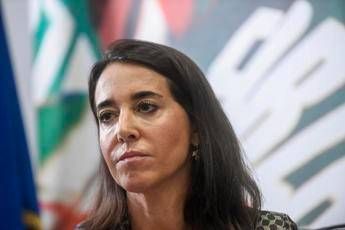 Ia, Ronzulli (Fi): "Italia non diventi colonia digitale, governare intelligenza artificiale ora" Ia, Ronzulli (Fi): "Italia non diventi colonia digitale, governare intelligenza artificiale ora"