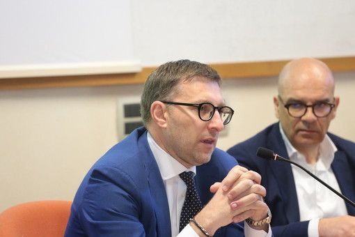Al Teatro Sociale di Alba il convegno sull'edilizia residenziale pubblica che anticiperà l'assemblea nazionale di Federcasa Al Teatro Sociale di Alba il convegno sull'edilizia residenziale pubblica che anticiperà l'assemblea nazionale di Federcasa