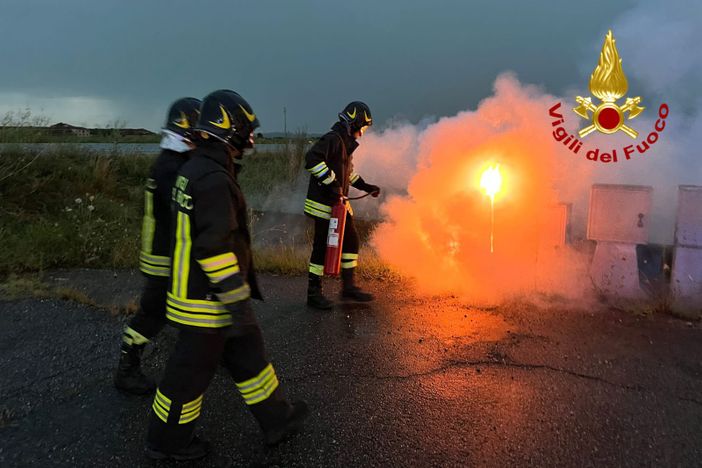 Quadro elettrico in fiamme, intervento dei Vigili del Fuoco