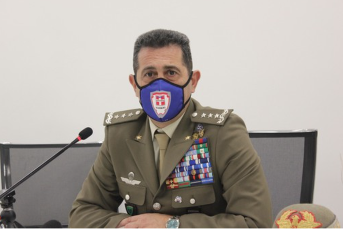 Covid, lockdown per i non vaccinati? Figliuolo frena: «Useremo l’arma della persuasione»