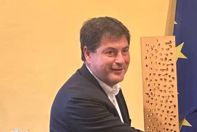 Il sindaco Federico Carola Il sindaco Federico Carola