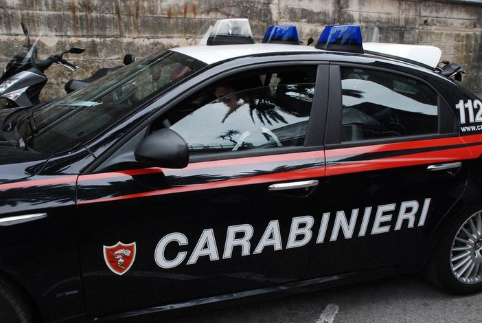 Malore al volante: finisce contro un muro Malore al volante: finisce contro un muro