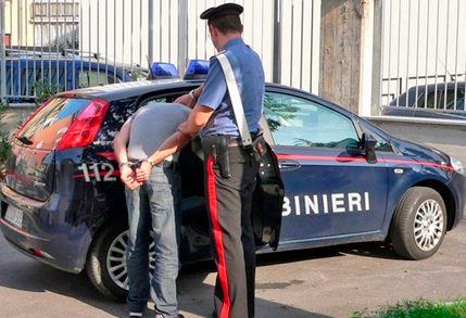 Truffa e furto aggravato: arrestato un vercellese Truffa e furto aggravato: arrestato un vercellese