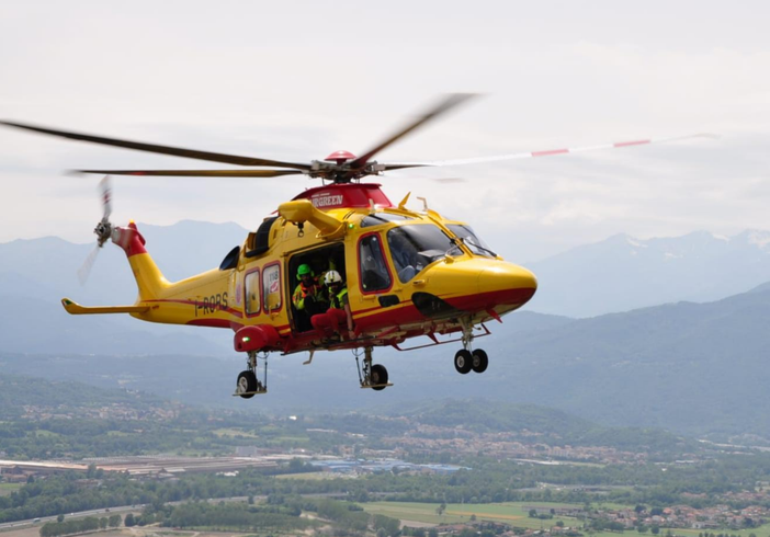 Terribile frontale: morta una donna, due feriti Terribile frontale: morta una donna, due feriti