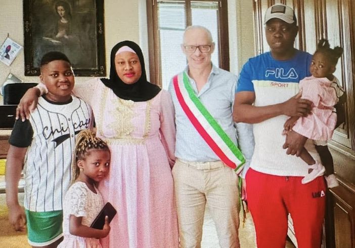 Borgosesia accoglie una nuova cittadina italiana Borgosesia accoglie una nuova cittadina italiana