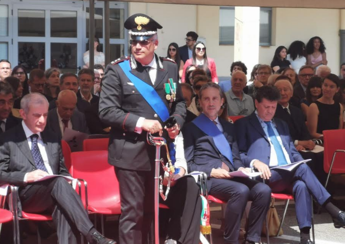 Vicini ai vercellesi e ai loro problemi: è festa per i 203 anni dei Carabinieri - fotogallery Vicini ai vercellesi e ai loro problemi: è festa per i 203 anni dei Carabinieri - fotogallery