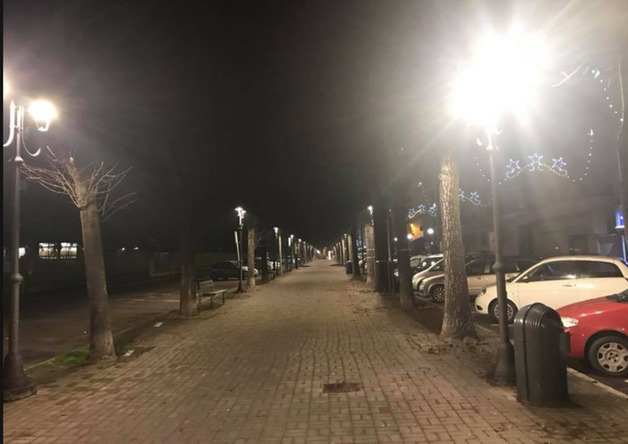 Forza Italia contro la nuova illuminazione a led