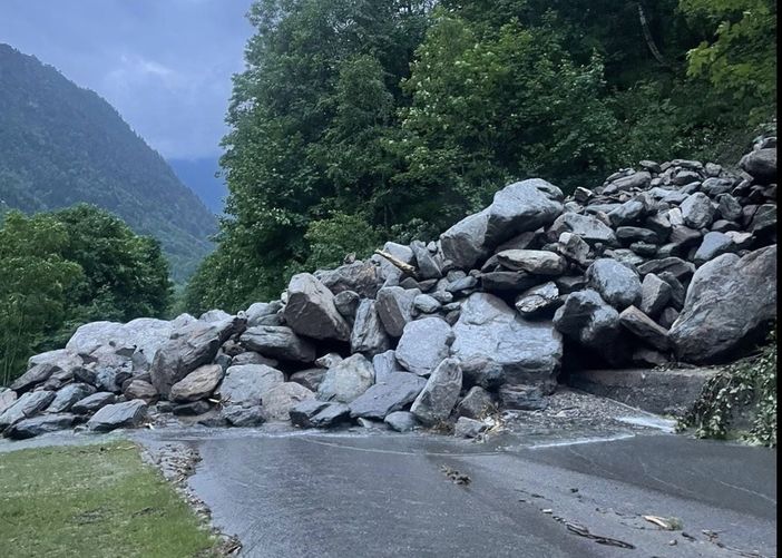 Una delle frane che avevano interessato il territorio di Alagna lo scorso giugno