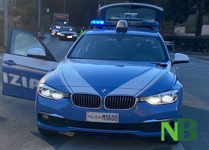 Scene da film al Maghetto, trovata droga in auto: c'è un arresto