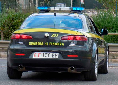 Primi indagati nell'inchiesta sugli appalti per le case di riposo Primi indagati nell'inchiesta sugli appalti per le case di riposo