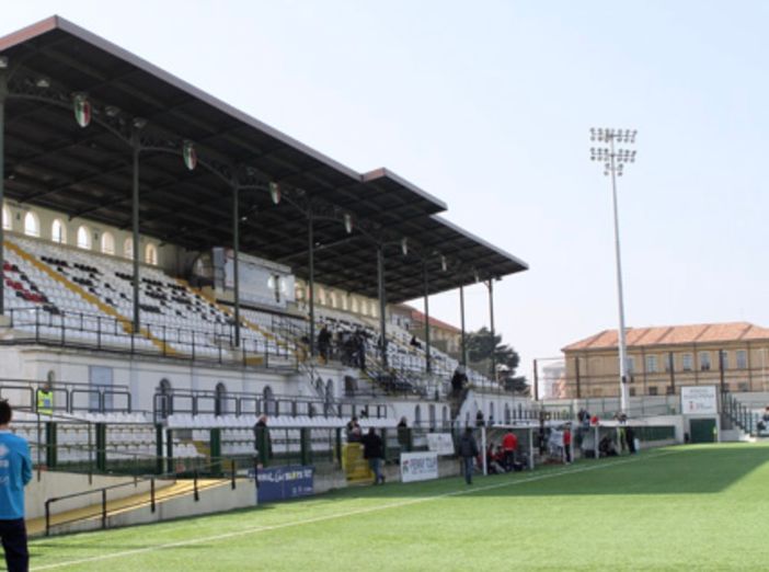 Verso Pro Vercelli - Novara: città blindata. Divieti di sosta e transito Verso Pro Vercelli - Novara: città blindata. Divieti di sosta e transito