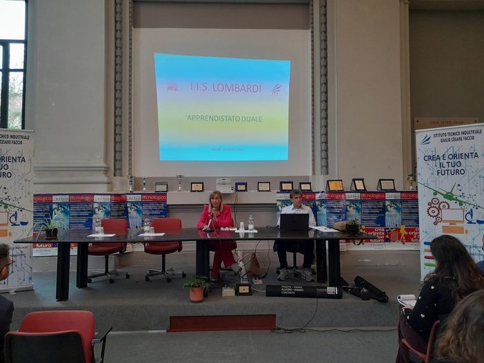 Apprendistato duale, esperienza positiva Apprendistato duale, esperienza positiva