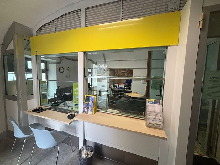 Albano, nuovi servizi nel rimodernato ufficio postale Albano, nuovi servizi nel rimodernato ufficio postale