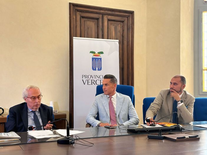 Tra risaie, castelli e opere d'arte: sei percorsi guidati alla scoperta del vercellese Tra risaie, castelli e opere d'arte: sei percorsi guidati alla scoperta del vercellese