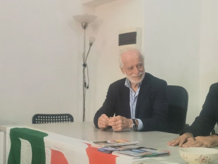 «Dialogo aperto con partiti e cittadini»: Bagnasco prova ad allargare il campo «Dialogo aperto con partiti e cittadini»: Bagnasco prova ad allargare il campo