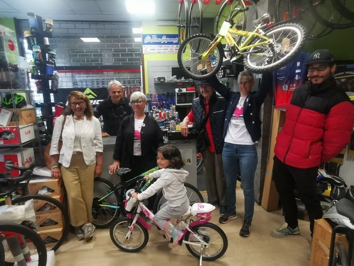 Esercito di Cuori: bicicletta in dono a tre bambini
