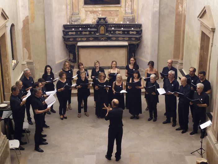 Festa della musica con il coro "Quinta Vox" Festa della musica con il coro "Quinta Vox"