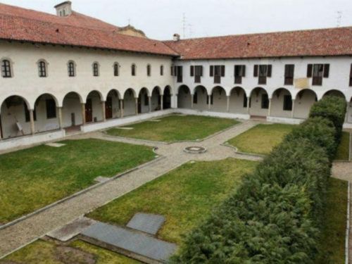 L'interno dell'Archivio di Stato L'interno dell'Archivio di Stato