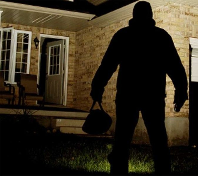 Tre sinti in manette: rubavano nelle case di donne sole