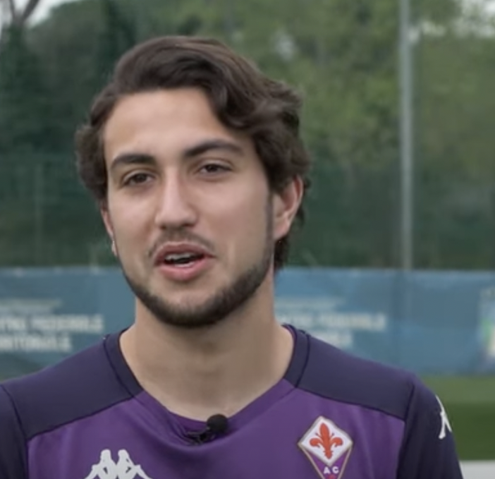 Il mediano Corradini alla Pro Vercelli Il mediano Corradini alla Pro Vercelli