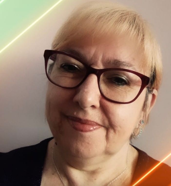 Addio a Luisella Facelli, volto sorridente del Fuis Cafè Addio a Luisella Facelli, volto sorridente del Fuis Cafè