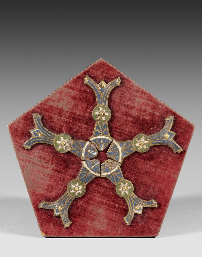 "Gli smalti ritrovati": al museo Leone incontro sul cofano di Guala Bicchieri