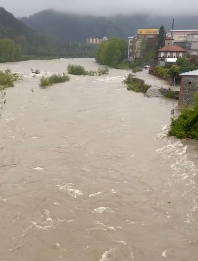 Peggiorano le previsioni meteo: Borgosesia apre il Coc e chiude Parco Magni Peggiorano le previsioni meteo: Borgosesia apre il Coc e chiude Parco Magni